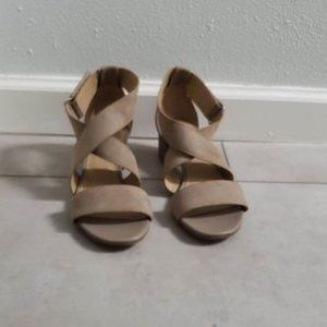 Naturalizer Adele Sandals, Taupe color, SZ 7W